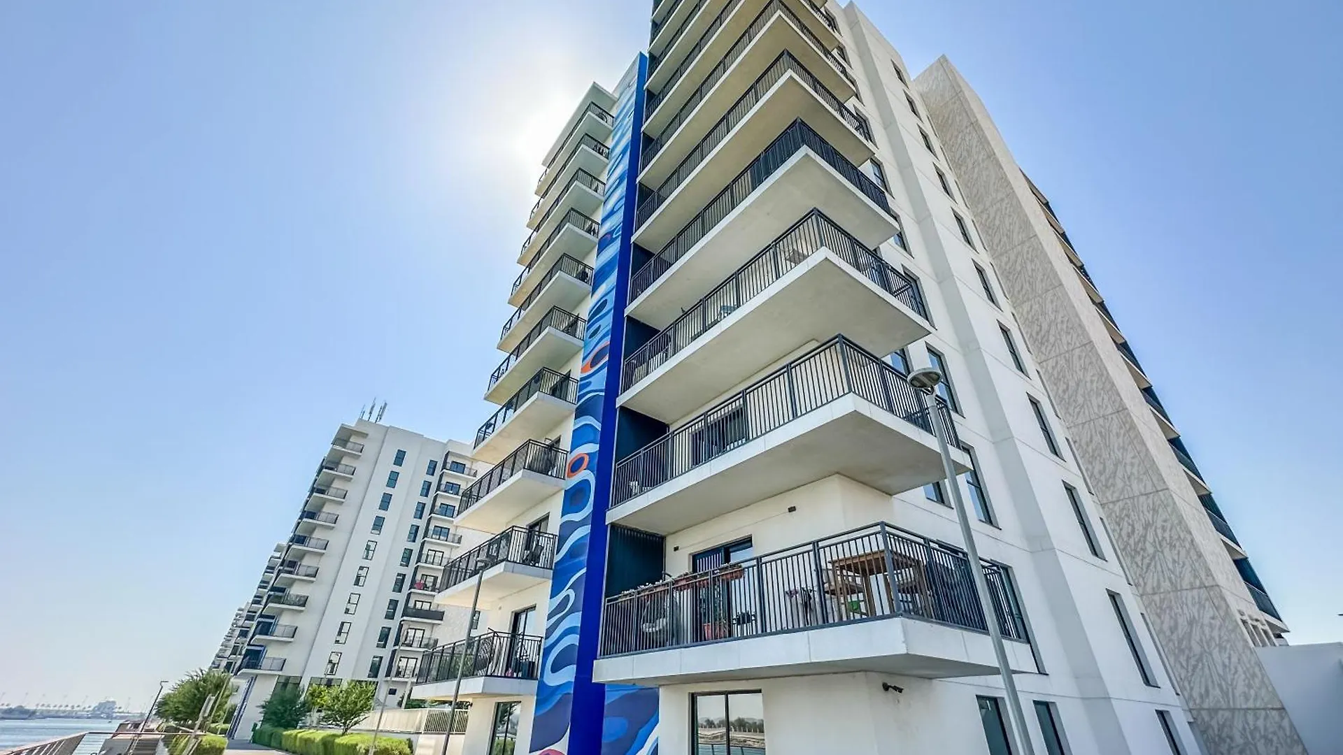 Yas Canal 2 Premium Apartment Near The Canal And F1 Abu Dhabi 0*,