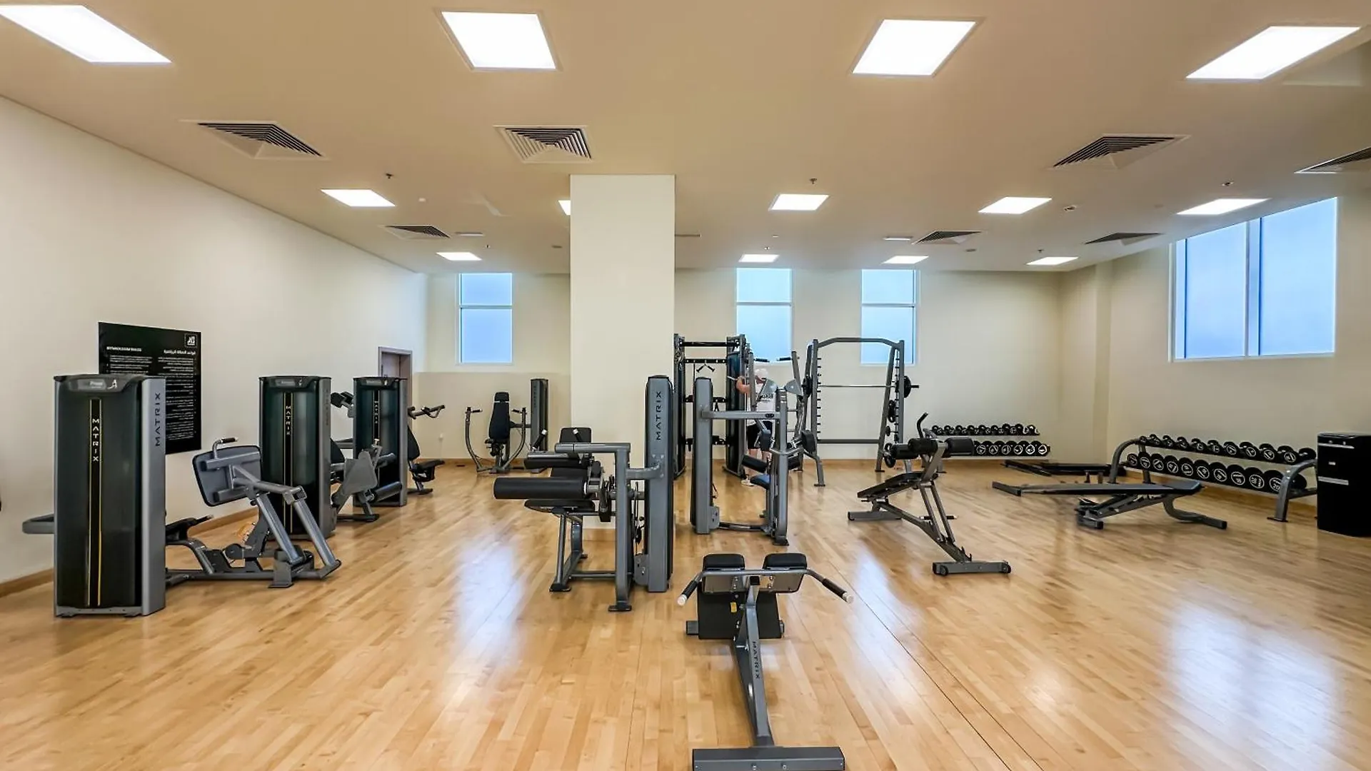 Yas Canal 2 Premium Apartment Near The Canal And F1 Abu Dhabi Aparthotel