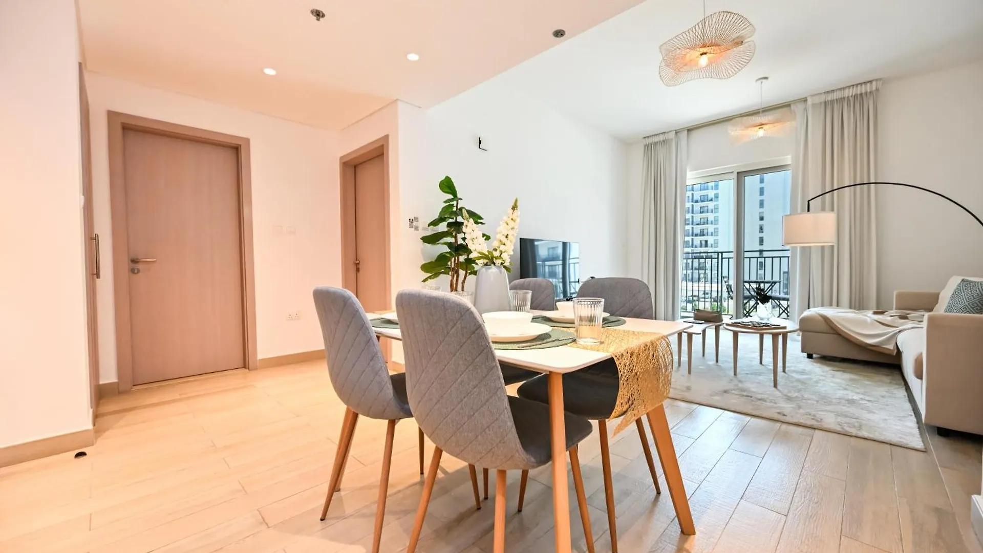 아파트호텔 Yas Canal 2 Premium Apartment Near The Canal And F1 아부다비 아랍에미리트