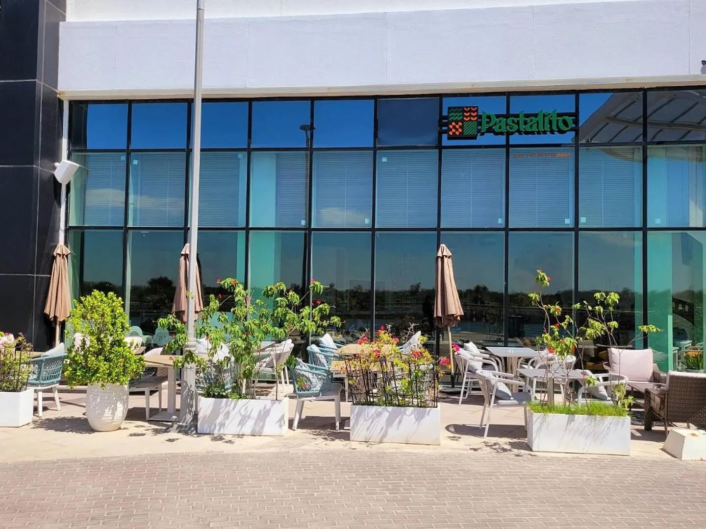 Aparthotel Yas Canal 2 Premium Apartment Near The Canal And F1 Abu Dhabi United Arab Emirates